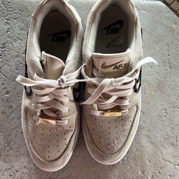 Nike Air Force 1 Sage Low LX 'Cream' - Picture 7 of 8